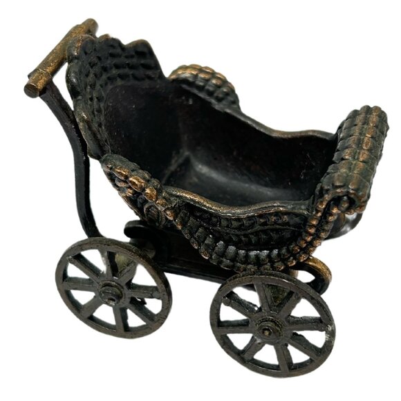 Vintage Die Cast Dollhouse Miniatures 1970's Dollhouse Miniature - Picture 5 of 8